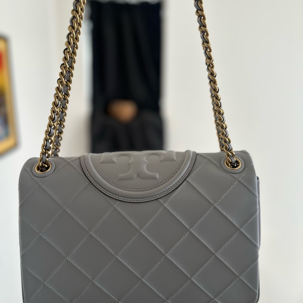 Tory Burch Fleming Soft Convertible Shoulder Bag – Bay Gray - Picture 2 of 16